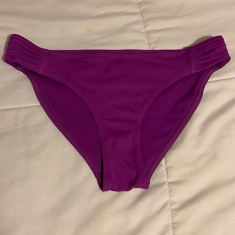 H&M full coverage bikini bottoms